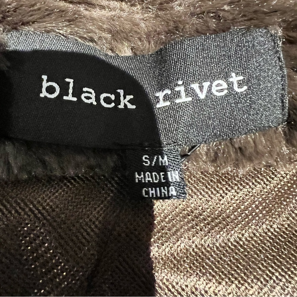 Black rivet chocolate brown shawl shrug cover up cape faux fur size small - Picture 7 of 13